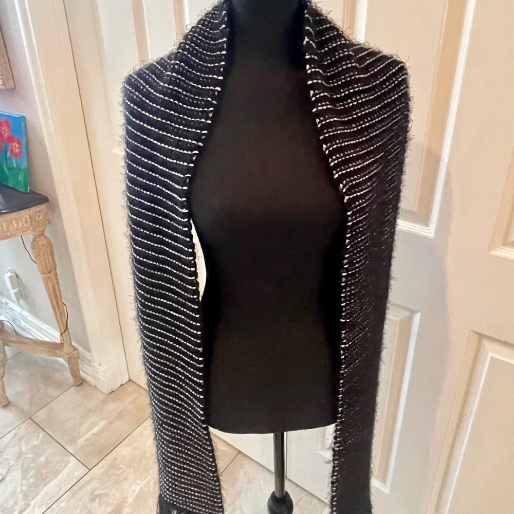 Gorgeous Black and Silver scarf. Can be work as a shawl as well - Picture 1 of 5